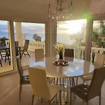 In El Mit Grossem Pool Und Meerblick By Interhome 度假居